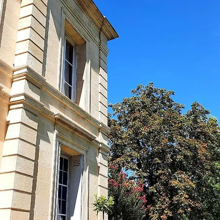 Prázdninový dům Chateau Tanesse De Tourny Bayon